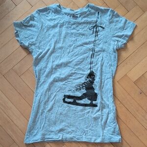 Gray T-Shirt with Black Ice Skate Graphic Size M